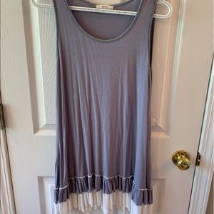 Lilac and white ruffle hem tank